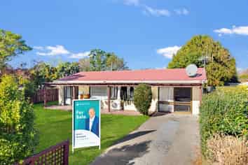 2/1101 Cunningham Crescent, Mayfair