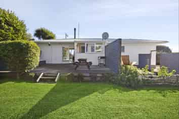 670 Abel Tasman Drive, Pohara