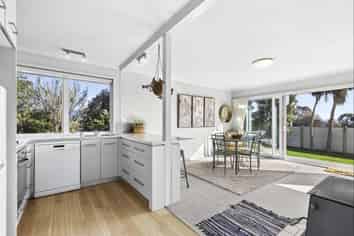670 Abel Tasman Drive, Pohara