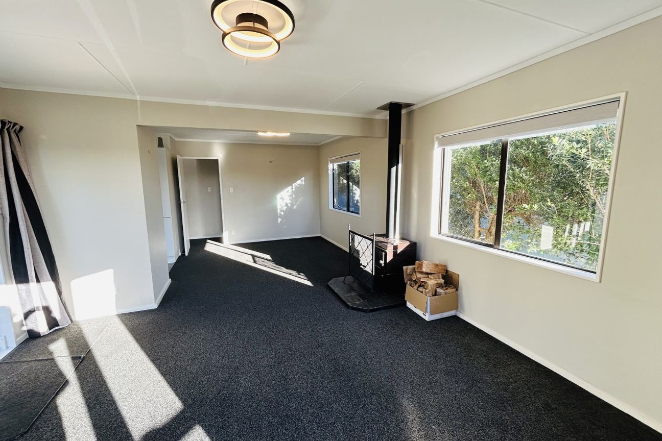 PARAPARAUMU BEACH - FOUR BEDROOMS – pohled 3