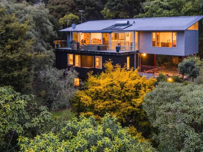 39 Aylmers Valley Road, Akaroa