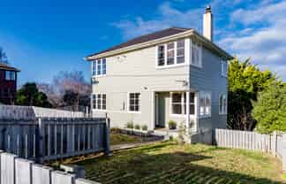 16 Allenby Avenue, Liberton