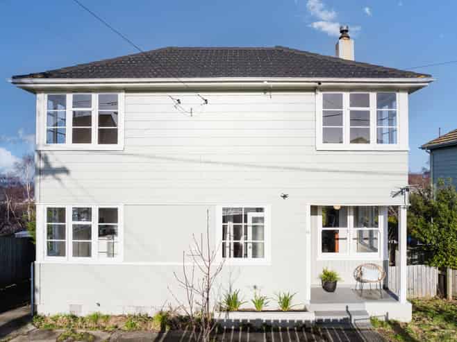 16 Allenby Avenue, Liberton