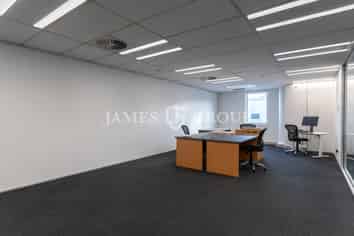Prime Office Space + High exposure | 985sqm