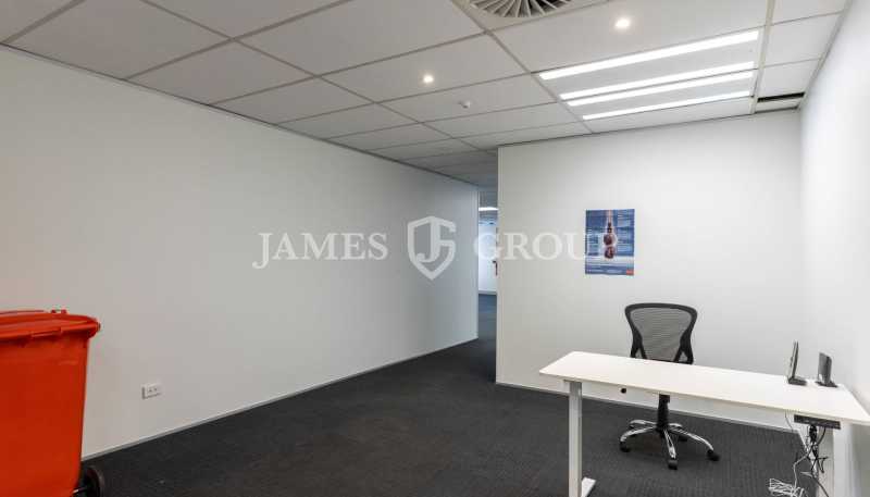 8 Gloucester Park Road, Onehunga