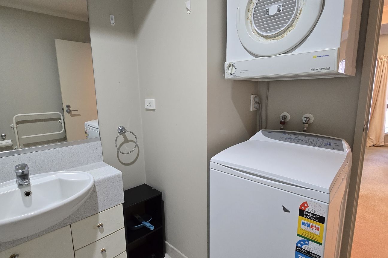 Furnished Studio, City Centre - Aanzicht 6