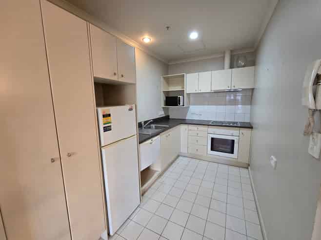 6J/1 Emily Place, Auckland Central