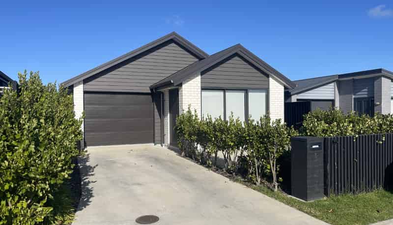 8 Flatiron Way, Papamoa