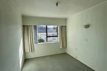 27a Kamo Road, Regent