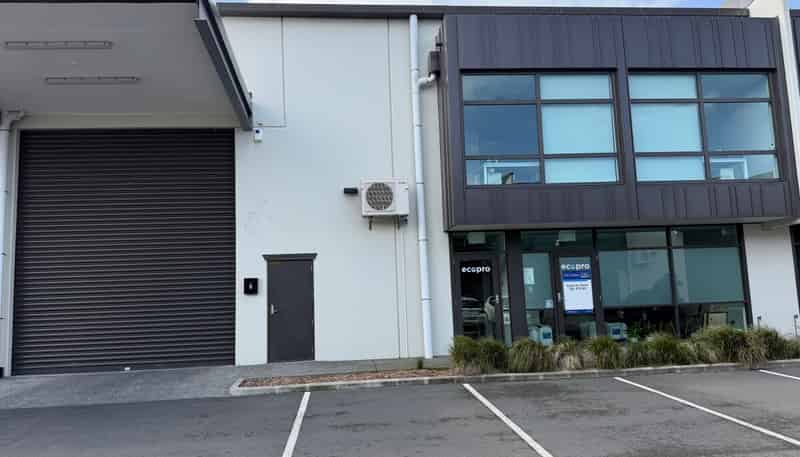 2/4 Rawiri Place, Hobsonville