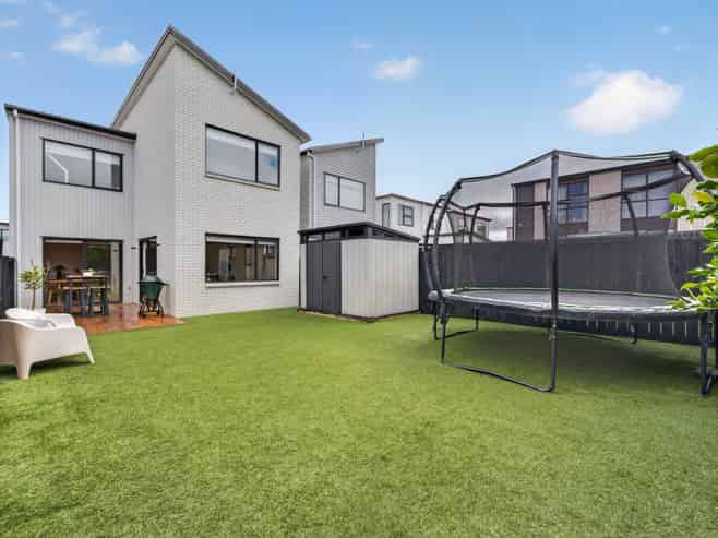 22 Pilot Drive, Hobsonville