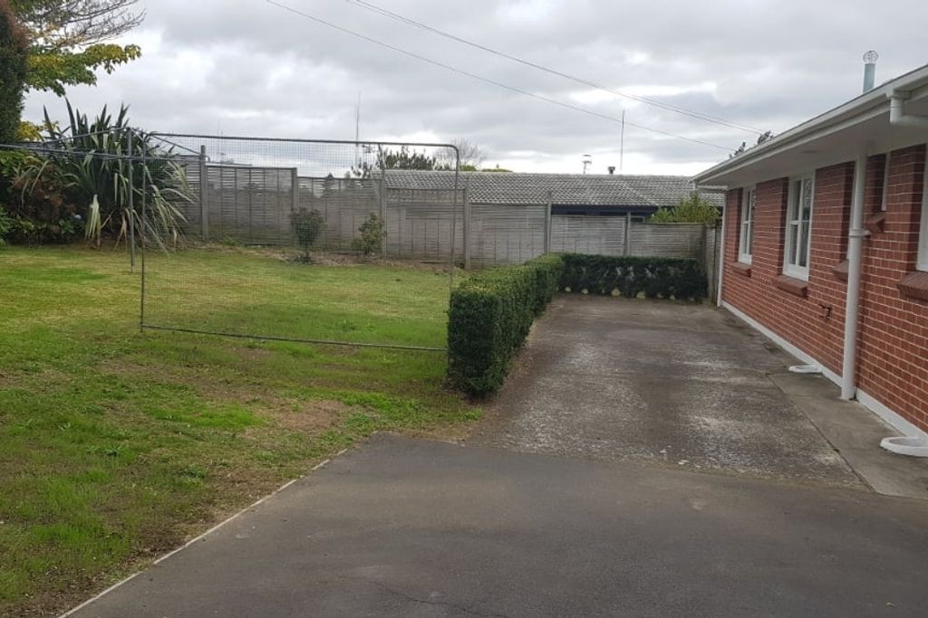 Family home in Greerton. - Bild 6