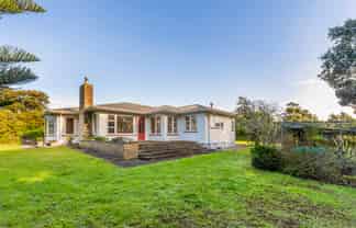 19 Ngaio Street, Otaki Beach