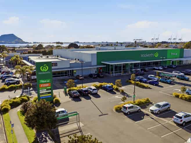 Woolworths Bureta Park - Long Secure Lease