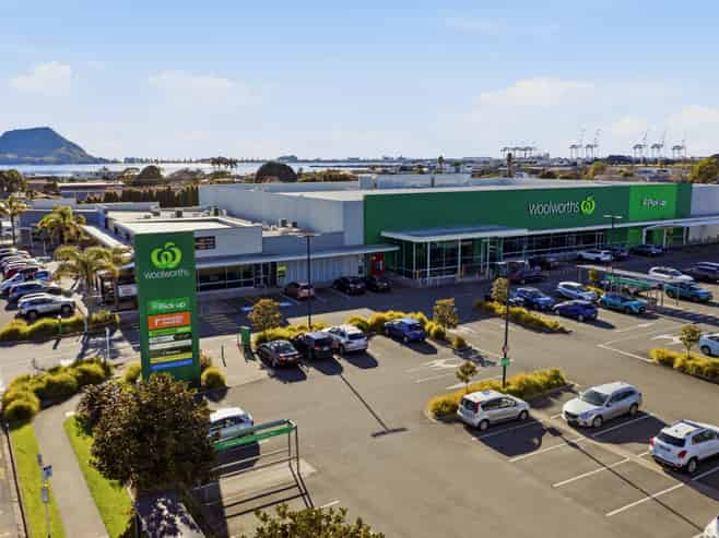 Woolworths Bureta Park - Long Secure Lease