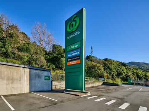 Woolworths Crofton Downs - Long Secure Lease