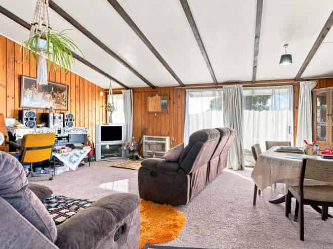 33 Tongariro Street, Castlecliff
