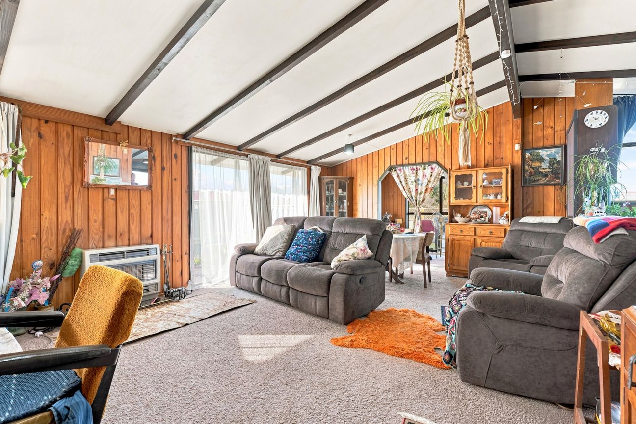 Space | Garaging | Wooden warmth - Mehr