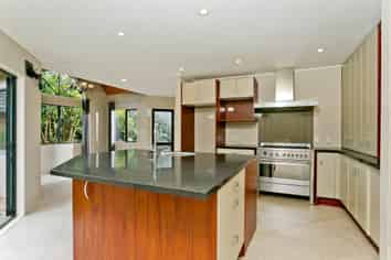 10 Widdison Place, Albany