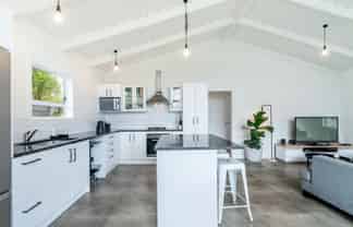 25 Ford Avenue, Kamo