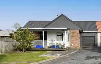 30 Parry Street, Huntly