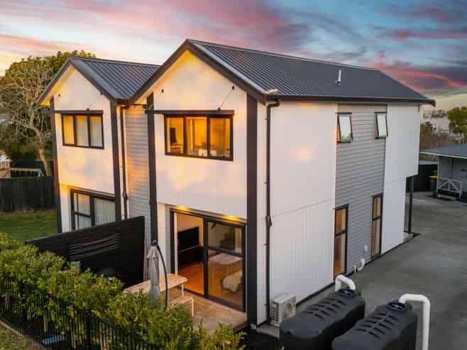 3/111 Hobsonville Road, West Harbour