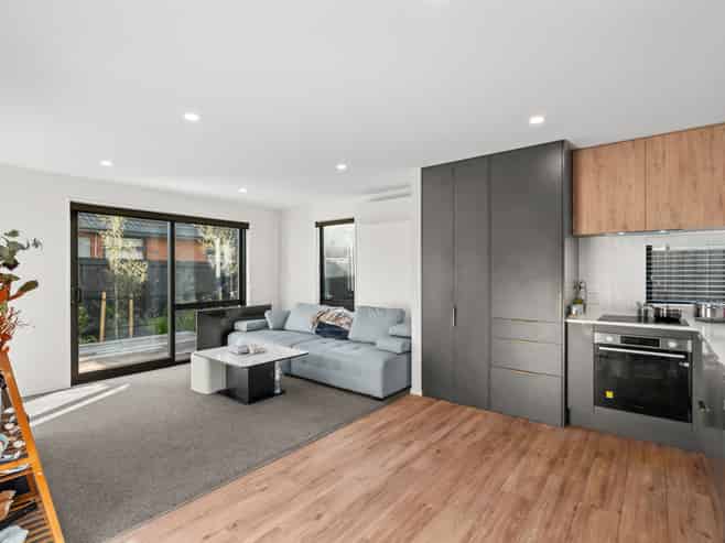 6/2 Puna Street, Riccarton