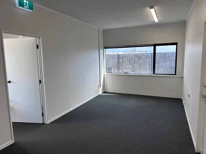 Affordable Tauranga Office with Car Parks