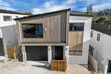 58B Spinella Drive, Bayview