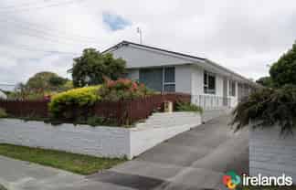 11 Cholmondeley Ave, Opawa