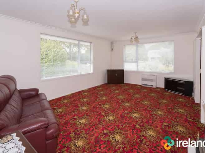 11 Cholmondeley Ave, Opawa