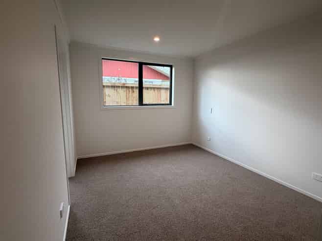 2/1 Cowen Place, Chartwell