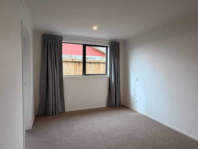 2/1 Cowen Place, Chartwell