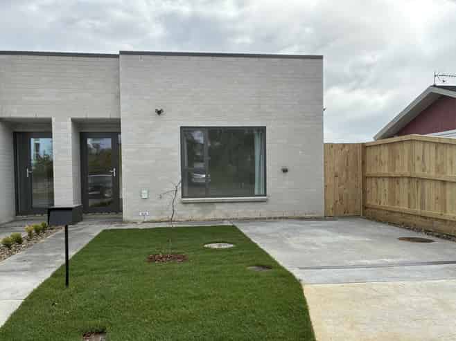 2/1 Cowen Place, Chartwell