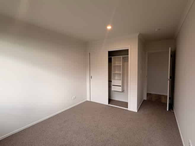 2/1 Cowen Place, Chartwell