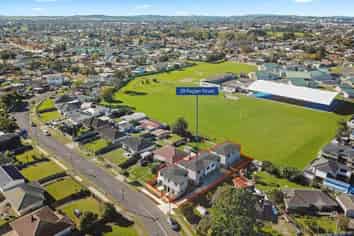 2/29 Raglan Street, Mangere East