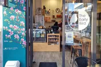 Café in Central Rotorua with 4.9 Google review
