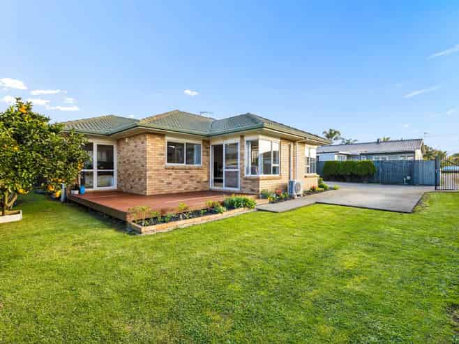56A Huia Road, Papatoetoe