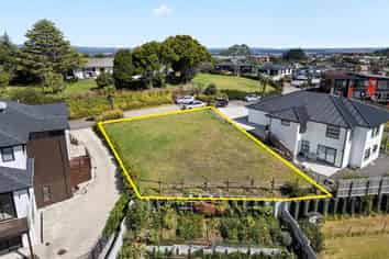 30 Jabal Crescent, Totara Park