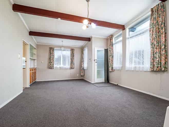 17 Maxwells Line, Awapuni