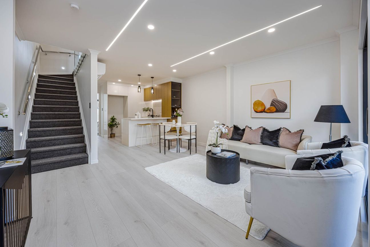 New 3-Bed Townhouses + Downstairs Master Bedrooms - Widok 6