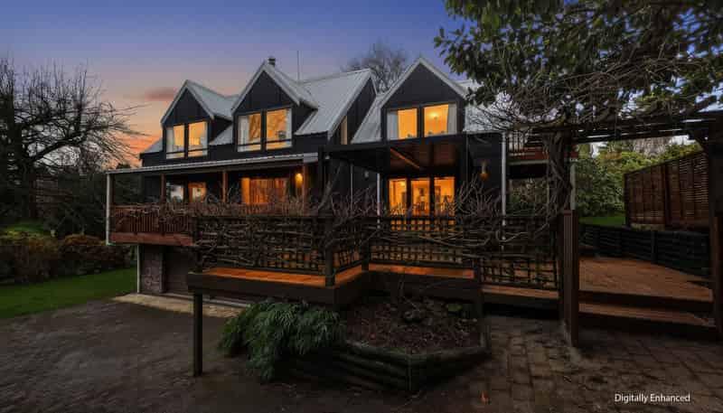 14 Utuhina Road, Springfield
