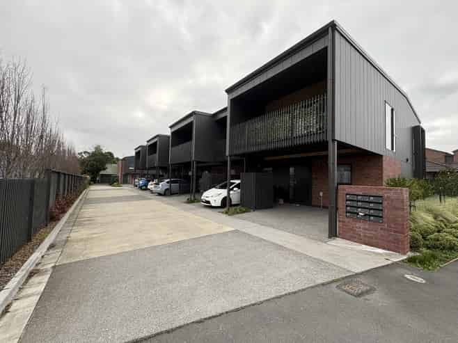 2/3 Vesty Ave, Hillcrest