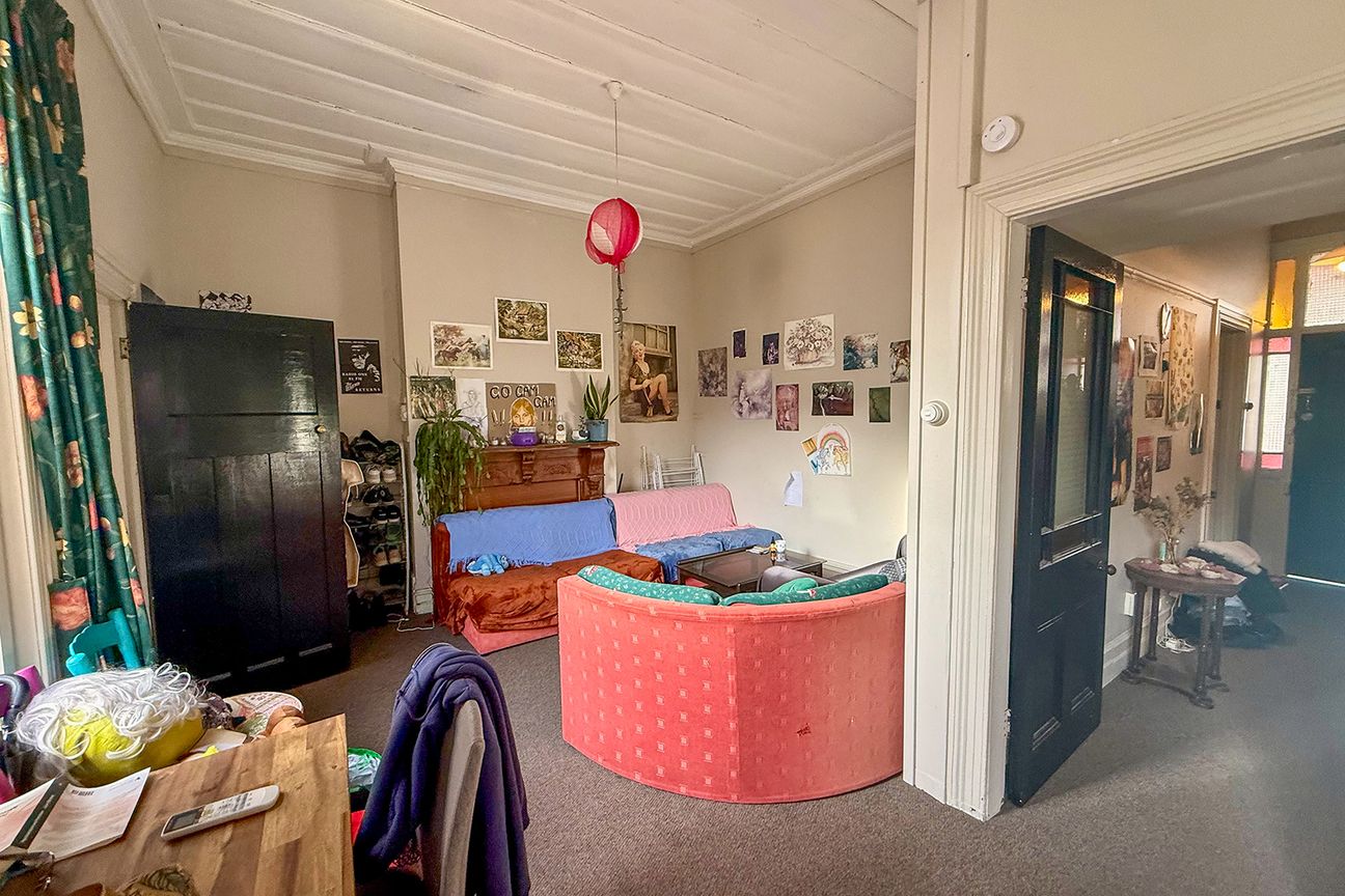 Immaculately presented character cottage - Altro