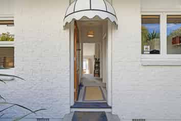 1/35 Ranui Crescent, Diamond Harbour