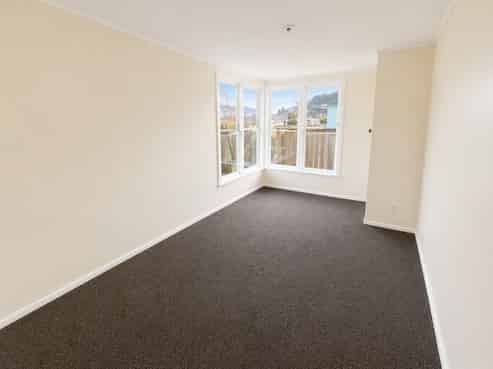 5 Slim Street, Bader
