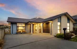 14 Topsail Way, Whitby