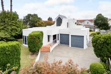 11 Crowden Place, Harrowfield