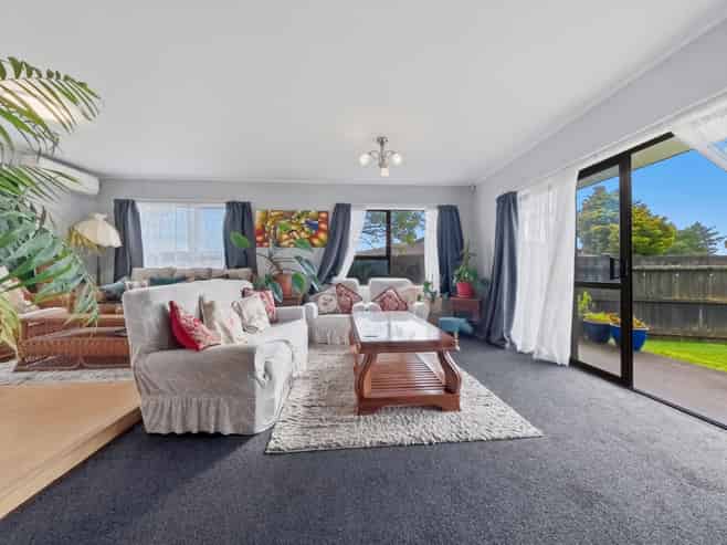36 Frank Evans Place, Henderson