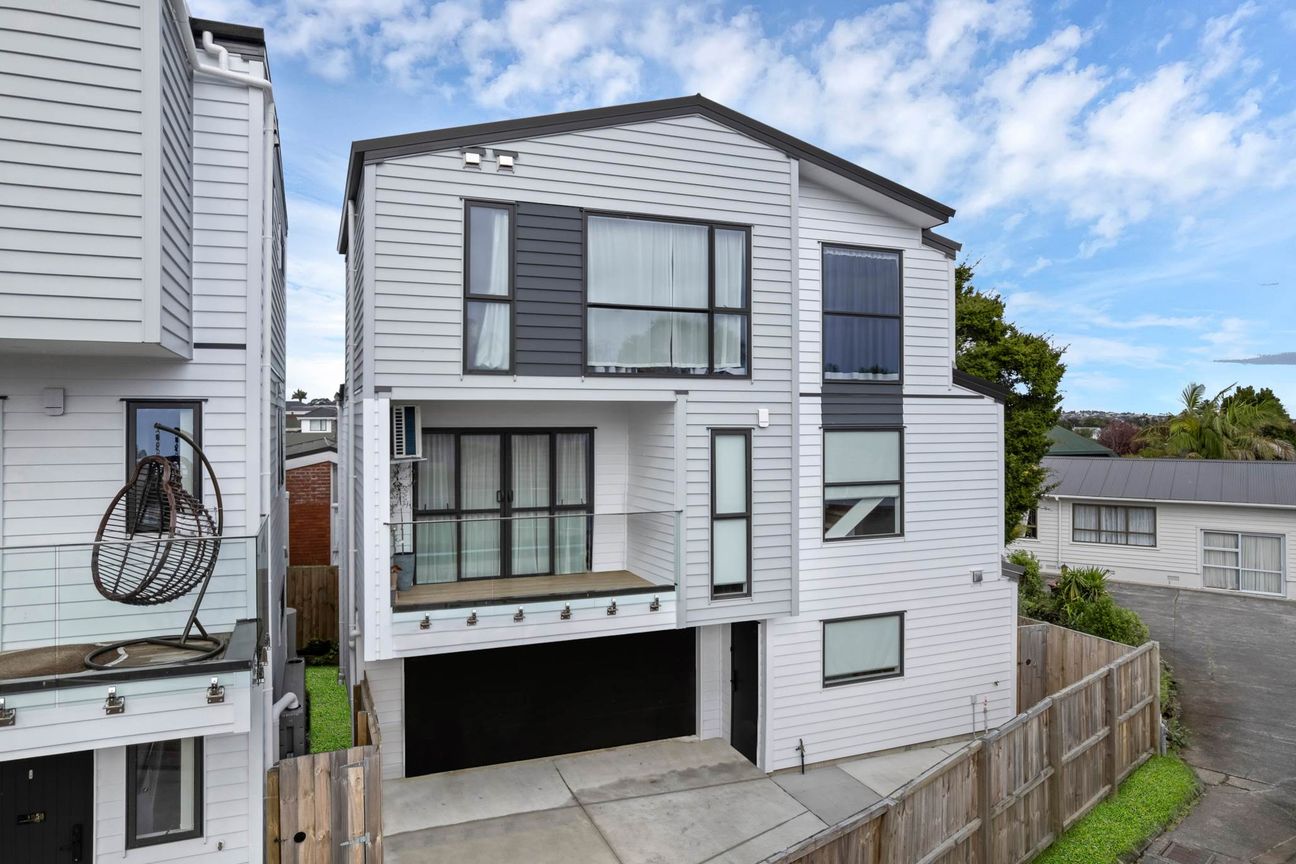 Walk to Macleans & BBI, Dual Ensuites, Freesta... - Aanzicht 4